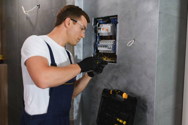Best Licensed Electrician  in Bayou Vista, TX